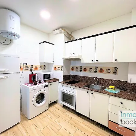 Els Recs Apartaments, En El Centro De Apartment *